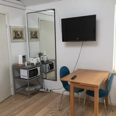 Bed & Breakfast Bb-risskov 3*