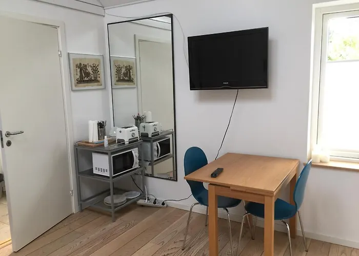 Bed and Breakfast Bb-risskov 3*